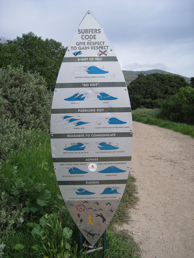Carpinteria California 2010-02 0250.jpg - Entrance to Rincon Beach.